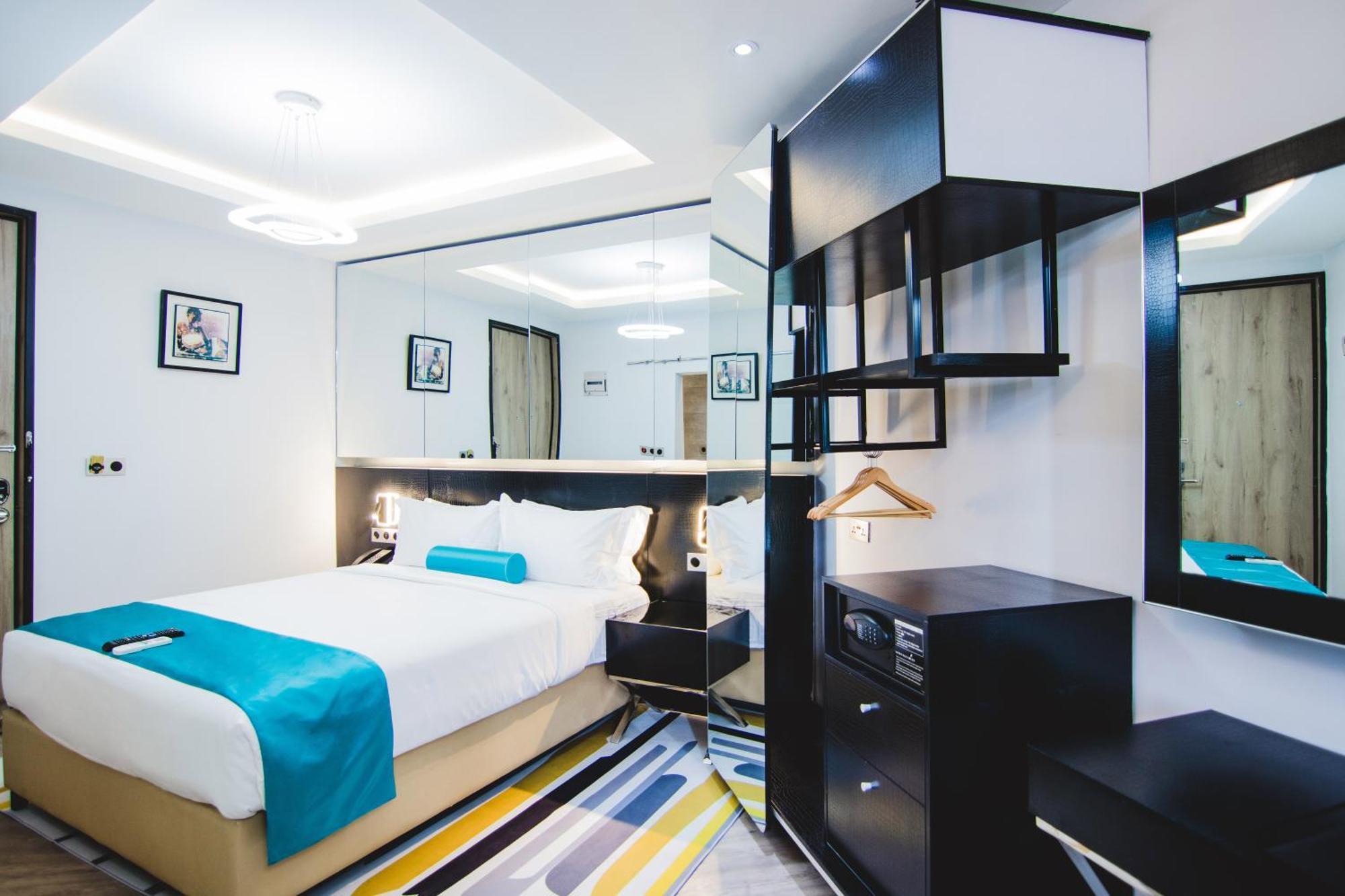 אבוג'ה Estrella Boutique Hotel מראה חיצוני תמונה