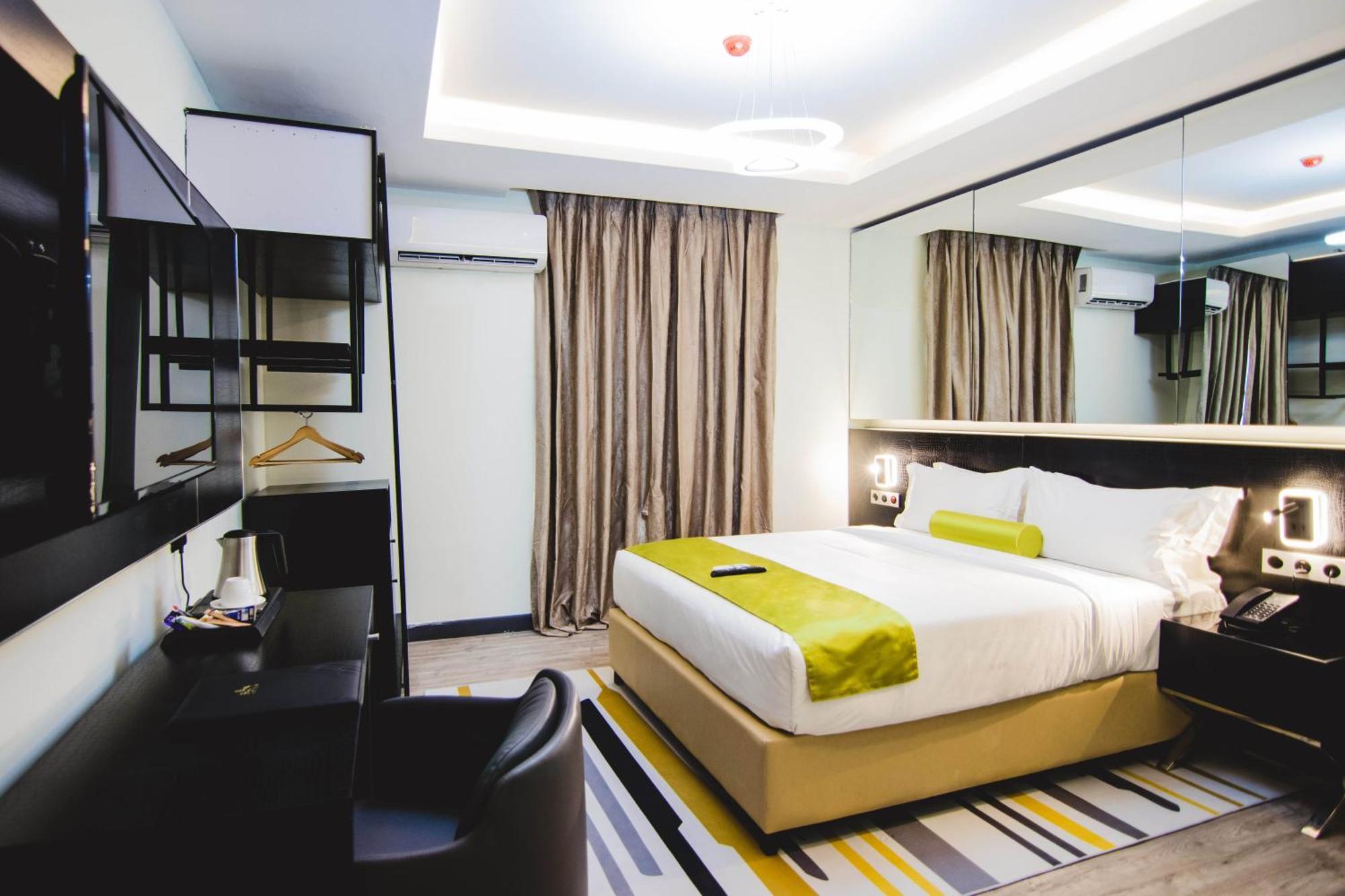 אבוג'ה Estrella Boutique Hotel מראה חיצוני תמונה