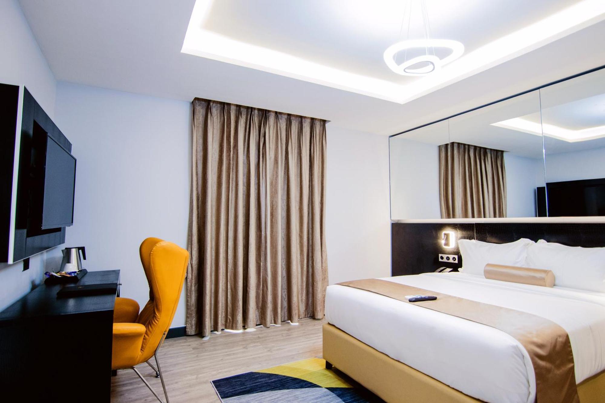 אבוג'ה Estrella Boutique Hotel מראה חיצוני תמונה
