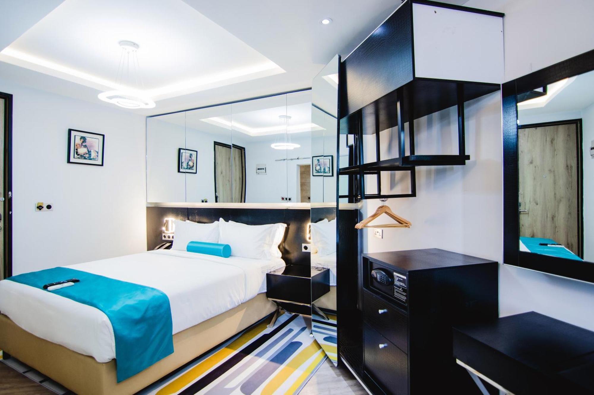 אבוג'ה Estrella Boutique Hotel מראה חיצוני תמונה